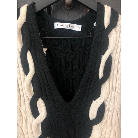 CHRISTIAN DIOR CABLE KNIT SKIRT SUIT (RUNWAY) - Picture 4 of 9